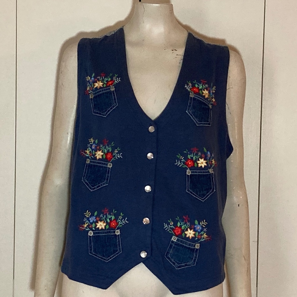 Victoria Jones Navy Blue Vest Embroidery Flowers Size Medium Unique Spring Vest